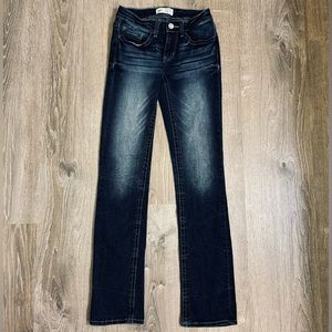 Like New BKE Women’s Stella Jeans Slim Fit Low Rise Straight